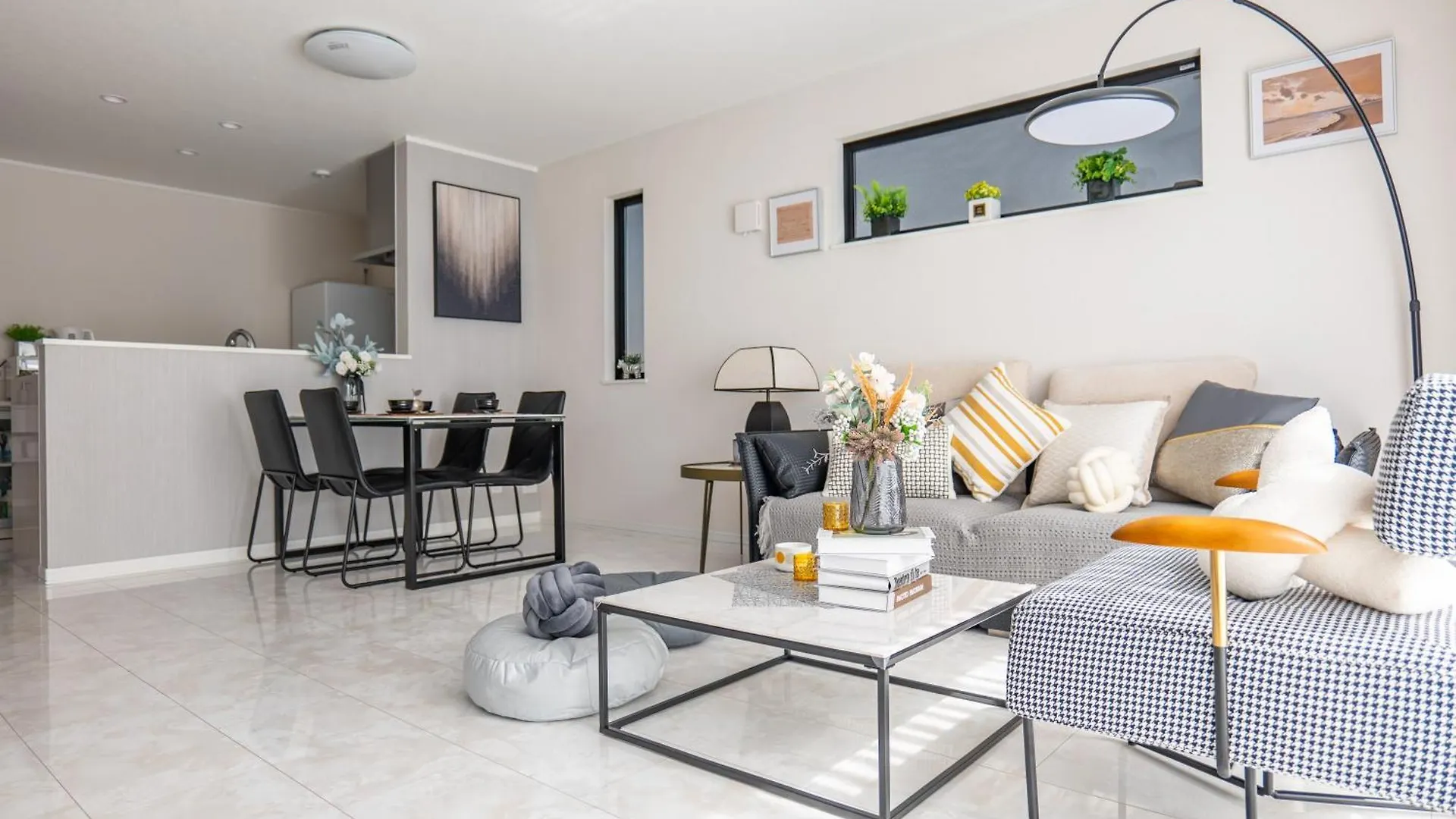 Villa 桜の川18 5 Minutes Htsudai Station, 1 Minute Train To Shinjuku, 120㎡ Villa, Four Bedrooms Tokyo