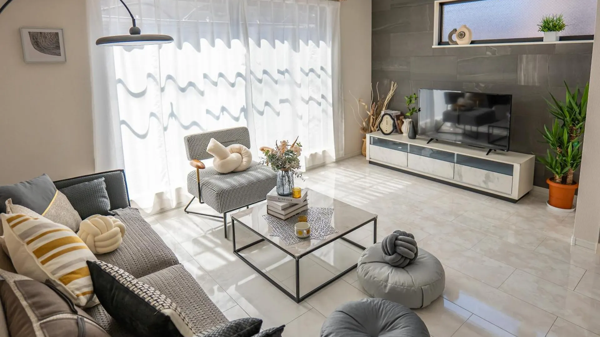 桜の川18 5 Minutes Htsudai Station, 1 Minute Train To Shinjuku, 120㎡ Villa, Four Bedrooms Prefektura Tokio Vila